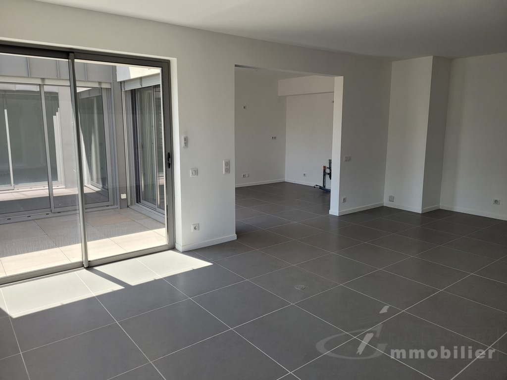 Vente : Appartement T3 de 85 m2 dans résidence standing à BR