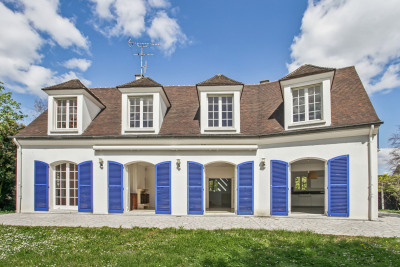 Chatou (78)- Maison de Charme avec jardin arboré