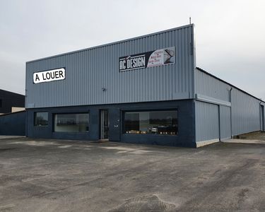 Local commercial et show-room