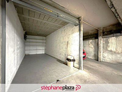 Parking - Garage Vente Bagnols-sur-Cèze  15m² 14000€