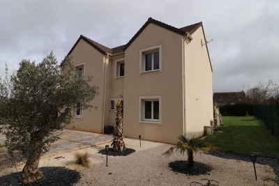 Maison 9 pièces 230 m²