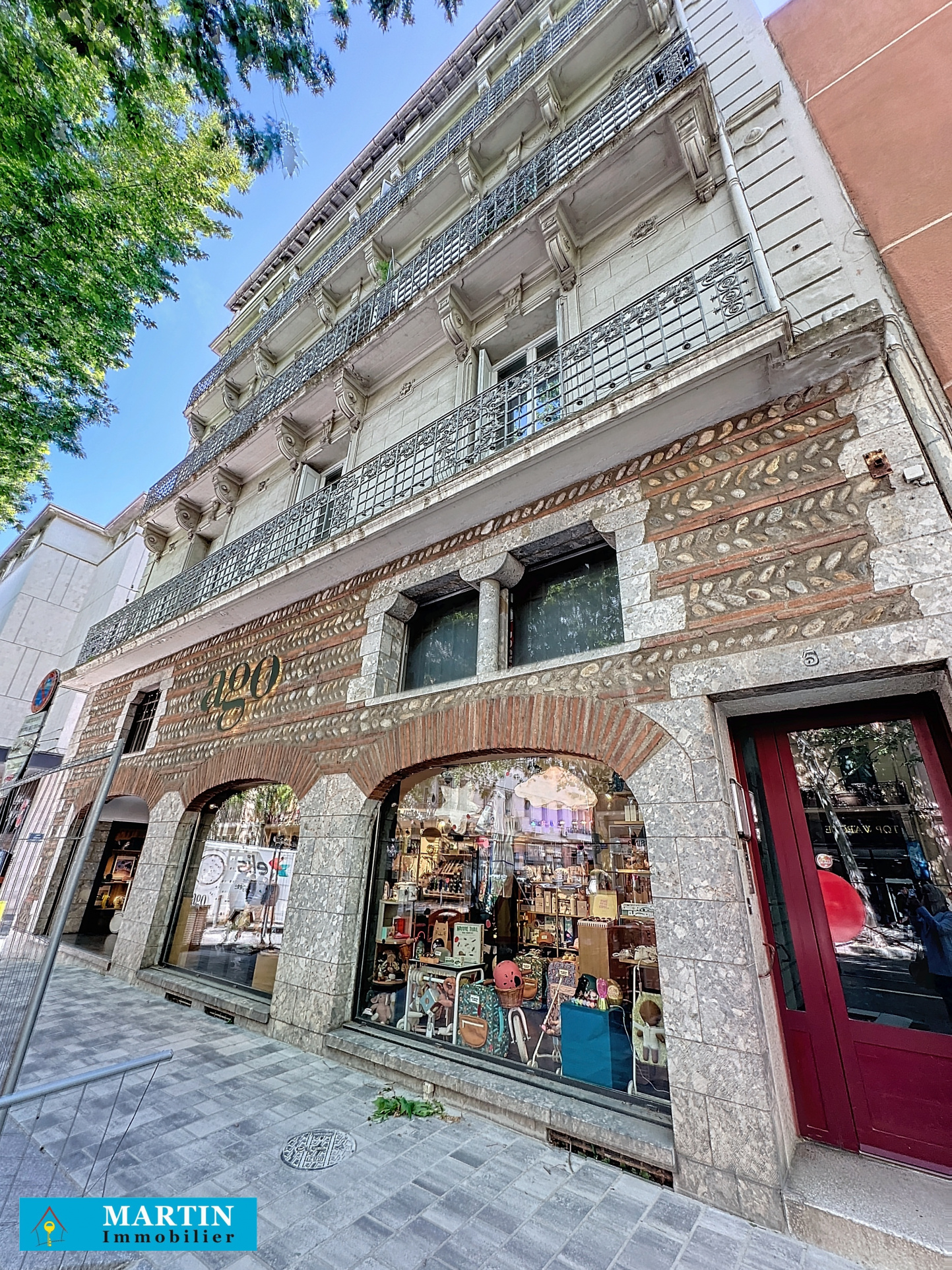 Charment appartement renové type  F4 sur le boulevard Clémen