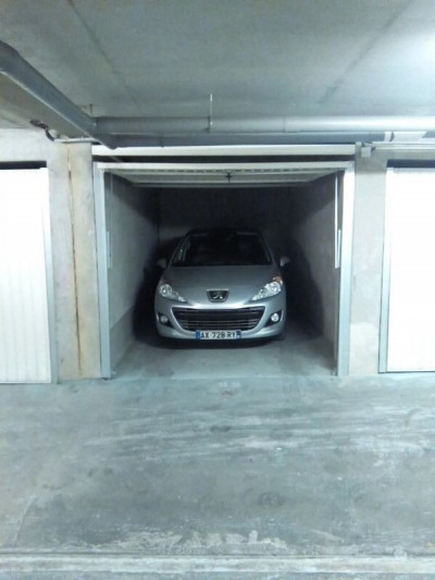 Parking - Garage Location Lyon 4e Arrondissement  13m² 120€