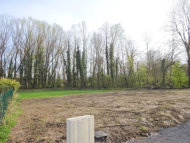 Terrain 1552 m²