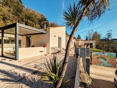 Charmante villa de plain-pied avec piscine, proche