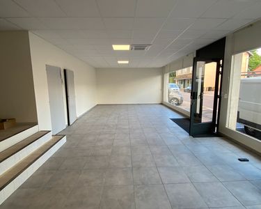 Local commercial 120m2 plein centre