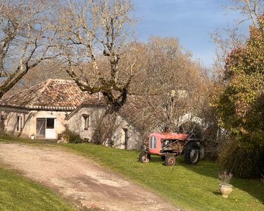 Vends domaine 12 pièces deux maison