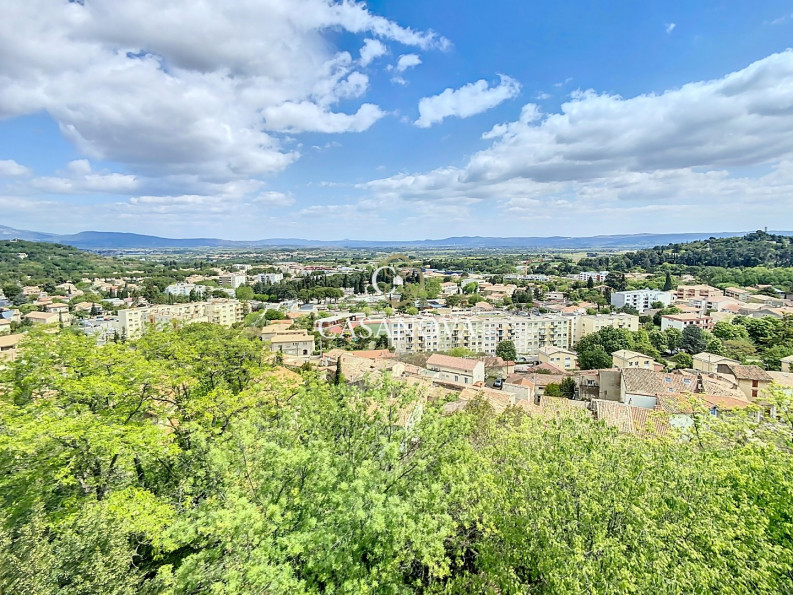 Maison de caractère 8 pièces 220 m²