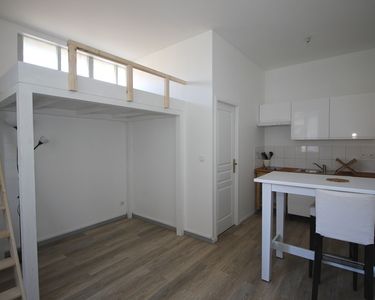 Studio lumineux 20 m2 rdc secteur Barrière du Médoc 