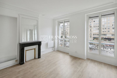 Immobilier professionnel Location Neuilly-sur-Seine  55m² 2410€