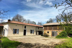 Maison gasconne plain pied avec appartement indépendante sur