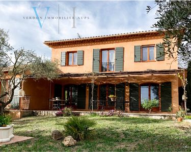 Villa 6 pièces 160 m²