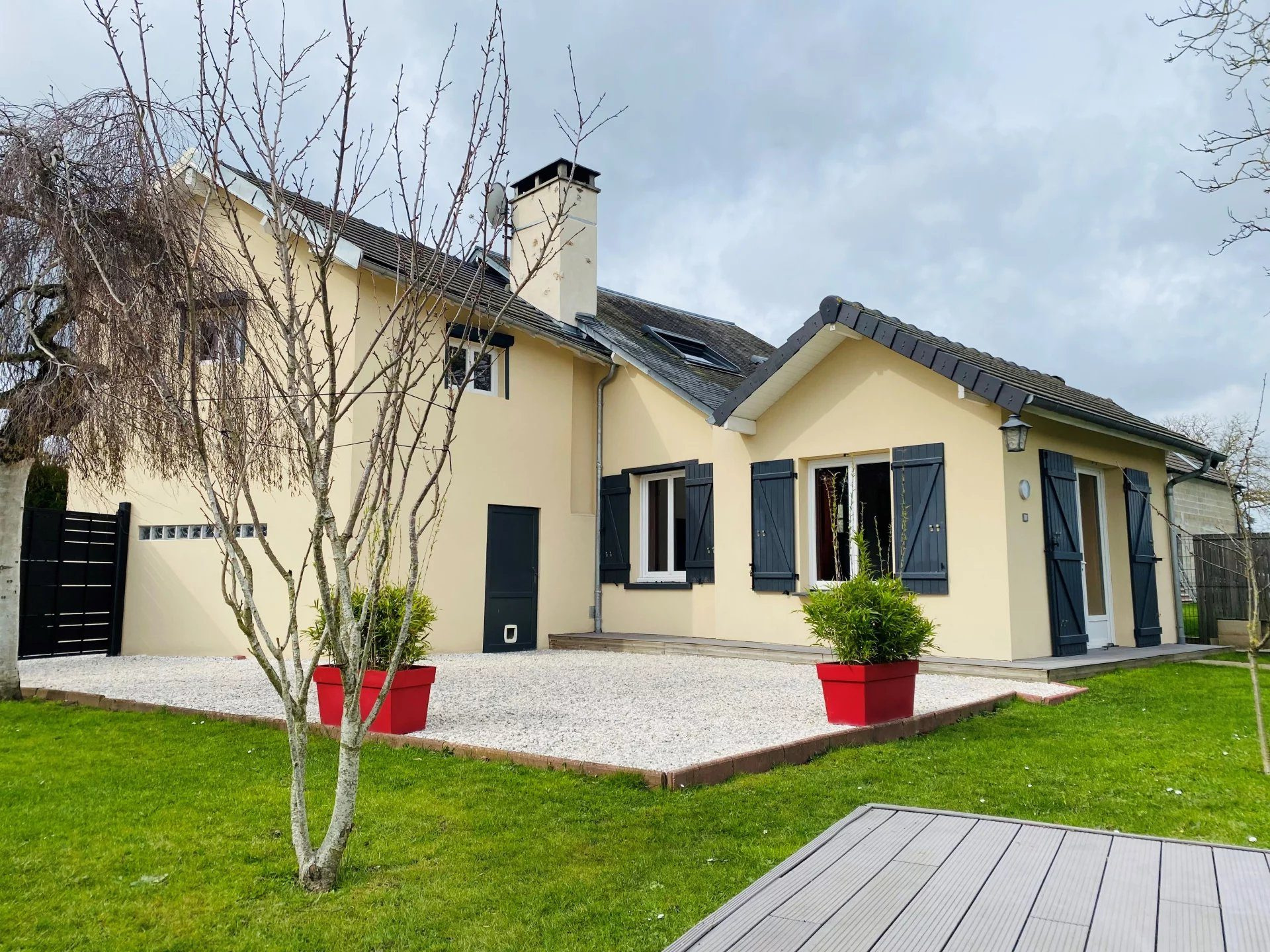 Maison de 145 m2 - AL QUEUE LES YVELINES proche 78940 