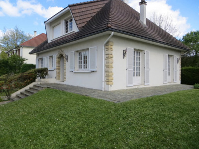 Maison 6 pièces 130 m²