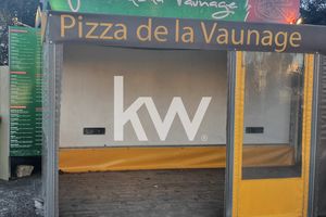 A VENDRE : PIZZERIA CAVEIRAC