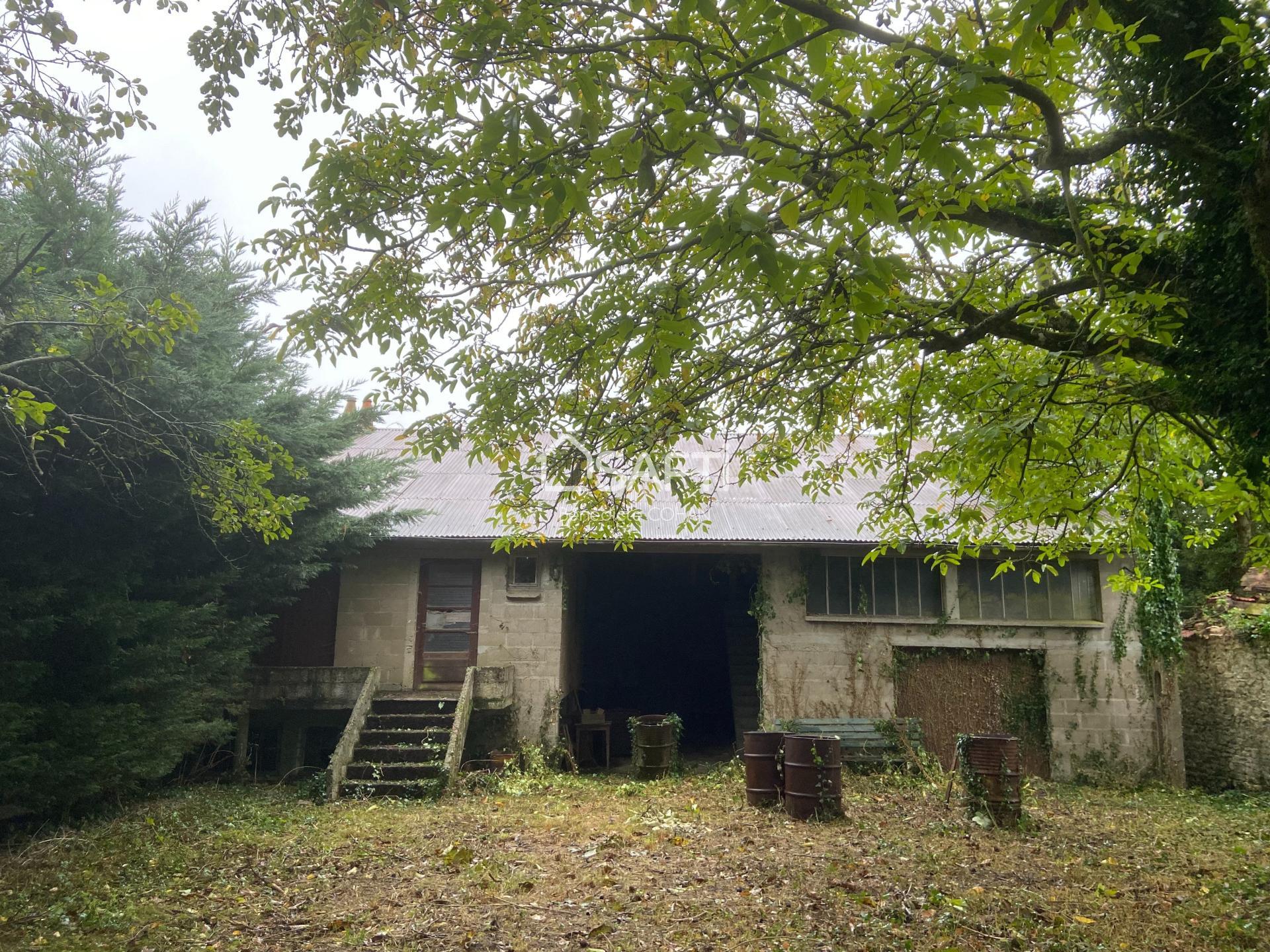 Maison à la campagne dans un écrin de verdure