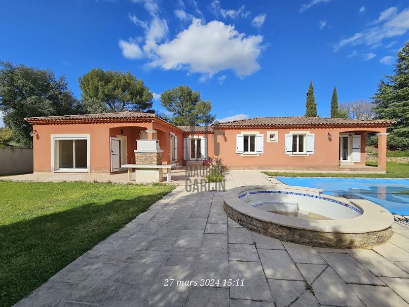 Villa 4 pièces 173 m²