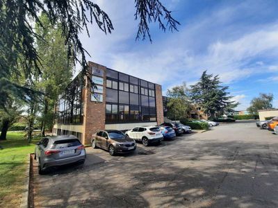 Bureaux - A VENDRE - 118 m² non divisibles