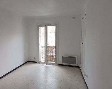 Studio 1 pièce 30 m²