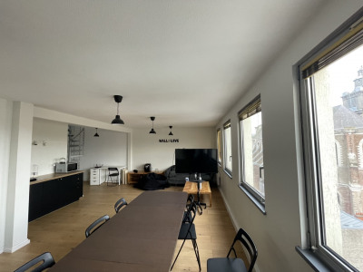 Bureau 150 m²