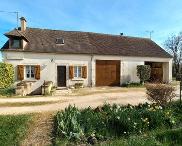 TROUY BOURG - maison 95m² avec grand garage et grange sur 1400m² de terrain