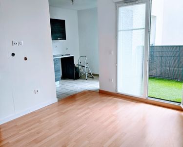 Appartement Location Le Plessis-Trévise 2p 40m² 820€