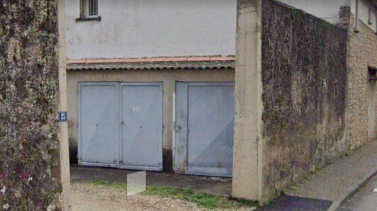 Parking - Garage Location Pont-Saint-Esprit   70€