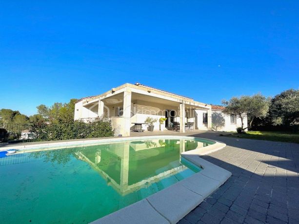 Villa 7 pièces 183 m²