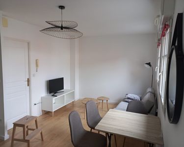 Appartement T2 meublé 41m² à louer + parking