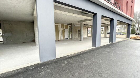 Local commercial 113 m²