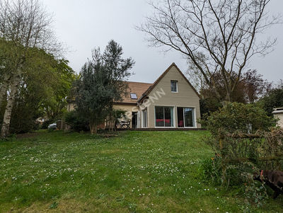 Jolie Maison dans la commune de Noyen sur Sarthe - à proximité de toutes commodités