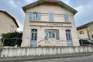 Ensemble immobilier à Ygos Saint Saturnin