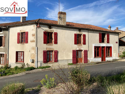 MAISON DE VILLAGE HABITABLE AVEC PETITE COUR, JARDIN SÉPARÉS