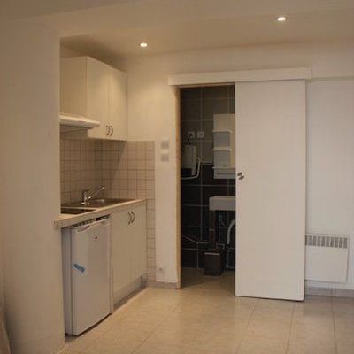 Appartement 1 pièce 14 m² 