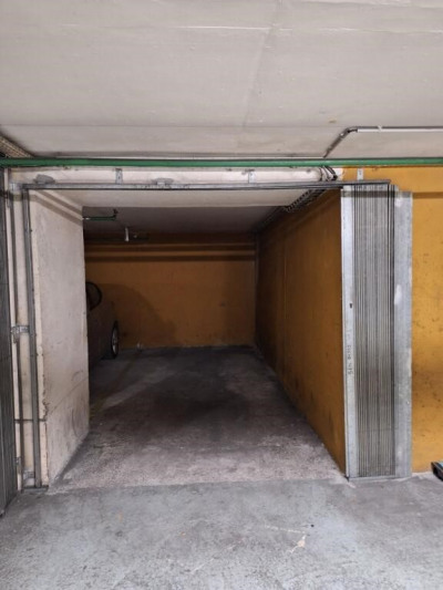 Parking/box 10 m² 