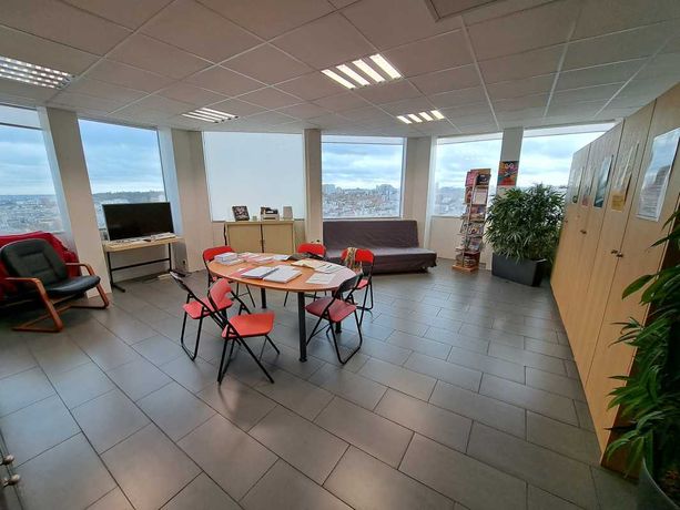 Bureaux 260 m²