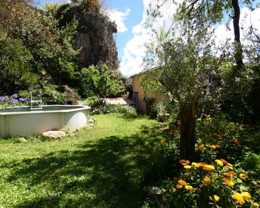 Superbe maison de village avec jardin