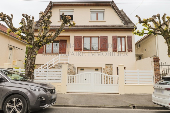 Maison 6 pièces 130 m²