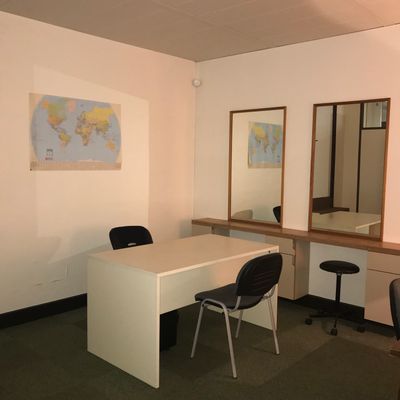 Loue bureau de 17m² équipé à Saint-Cloud