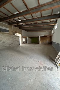 Immobilier professionnel Location Bagnols-sur-Cèze  280m² 3200€