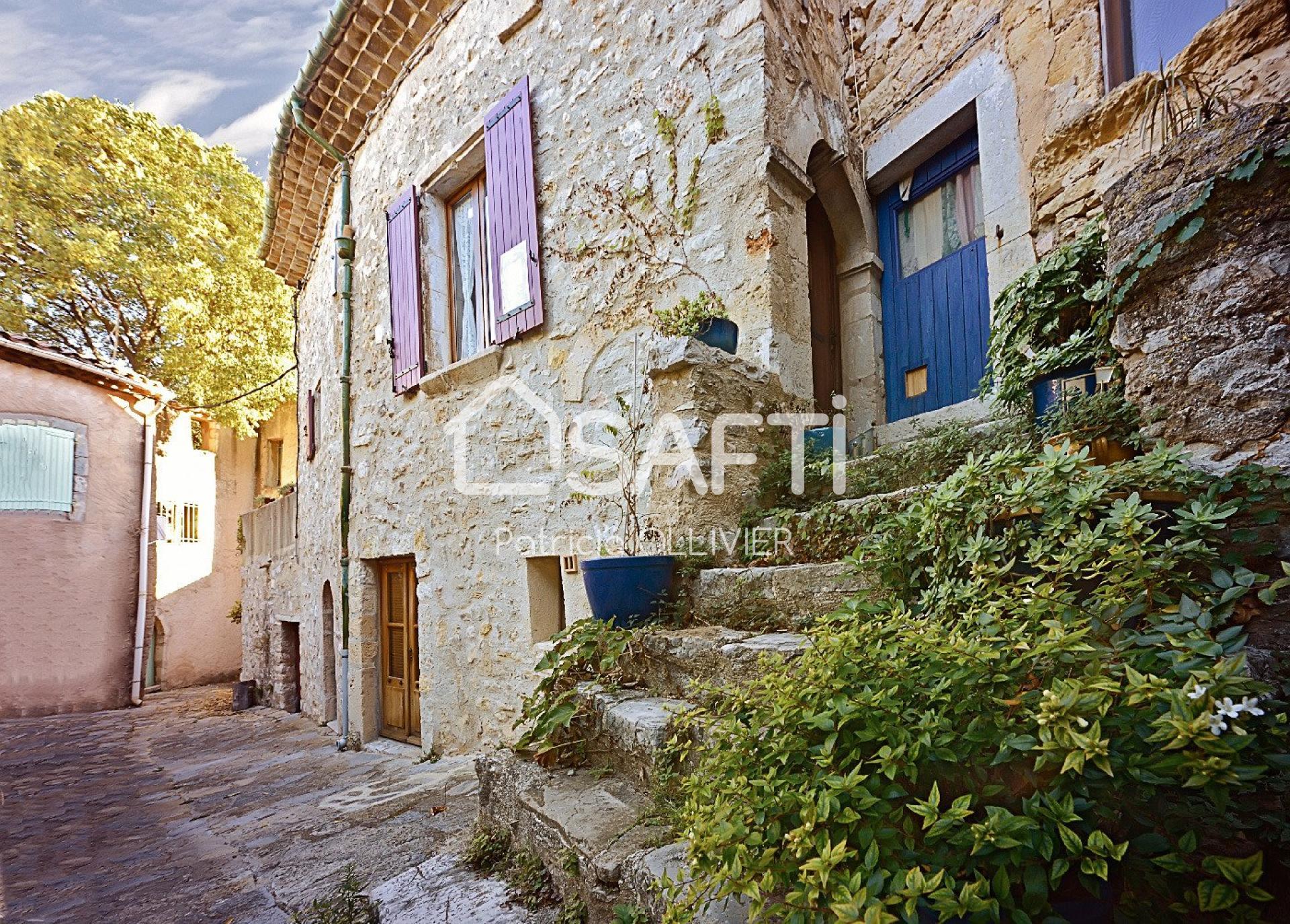 MAISON EN PIERRE AVEC DÉPENDANCE ,TERRASSE ET TROPEZIENNE .