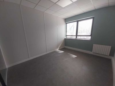 Bureaux - A LOUER - 25 m² non divisibles