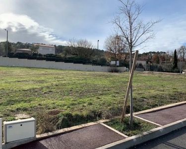 Terrain 420 m² Brignoles