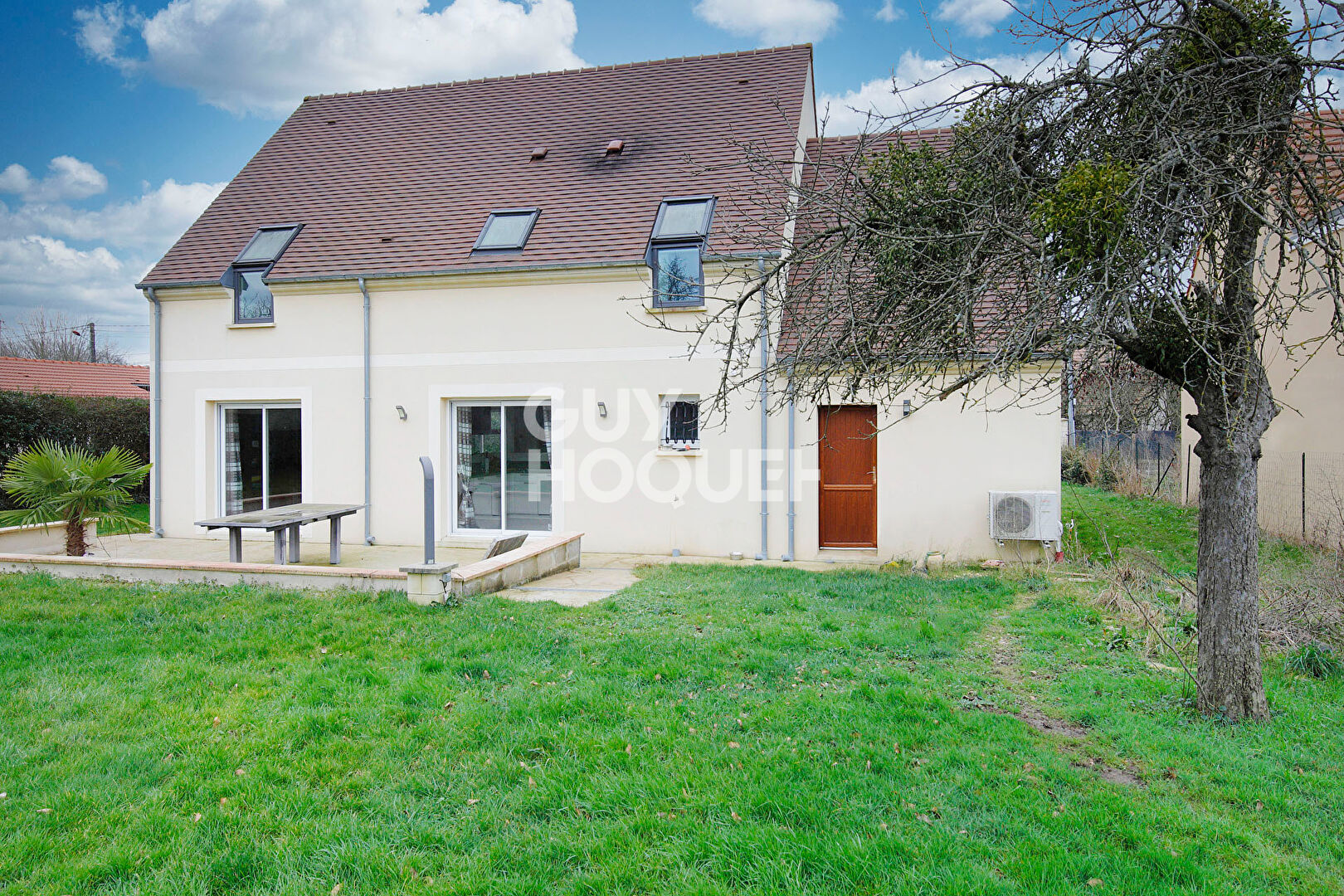 Maison récente proche FONTENAY !