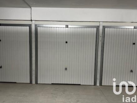 Parking 14 m²