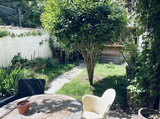 Maison rénovée avec jardin à 300m de l'intra-muros d'Avignon