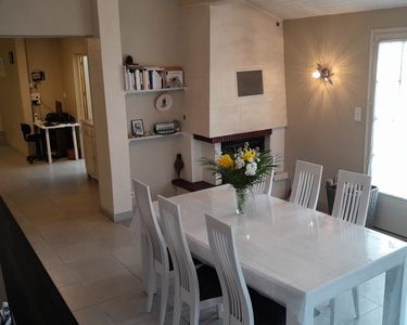 Immeuble Vente Saintes  230m² 317000€