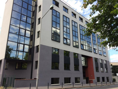 Immobilier professionnel Vente Saint-Denis  117m² 290000€