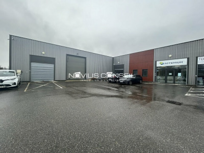 Local commercial 761 m²