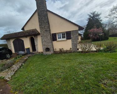 Magnifique maison de plein pied au Mont Saint Adrien